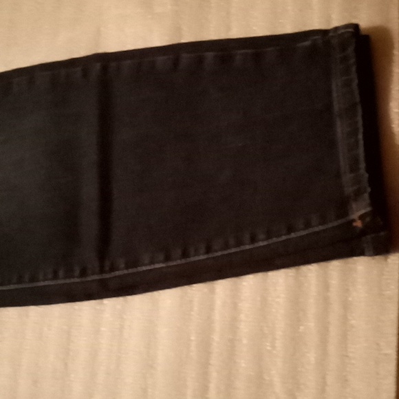 Universal Thread Jeans - Picture 4 of 9